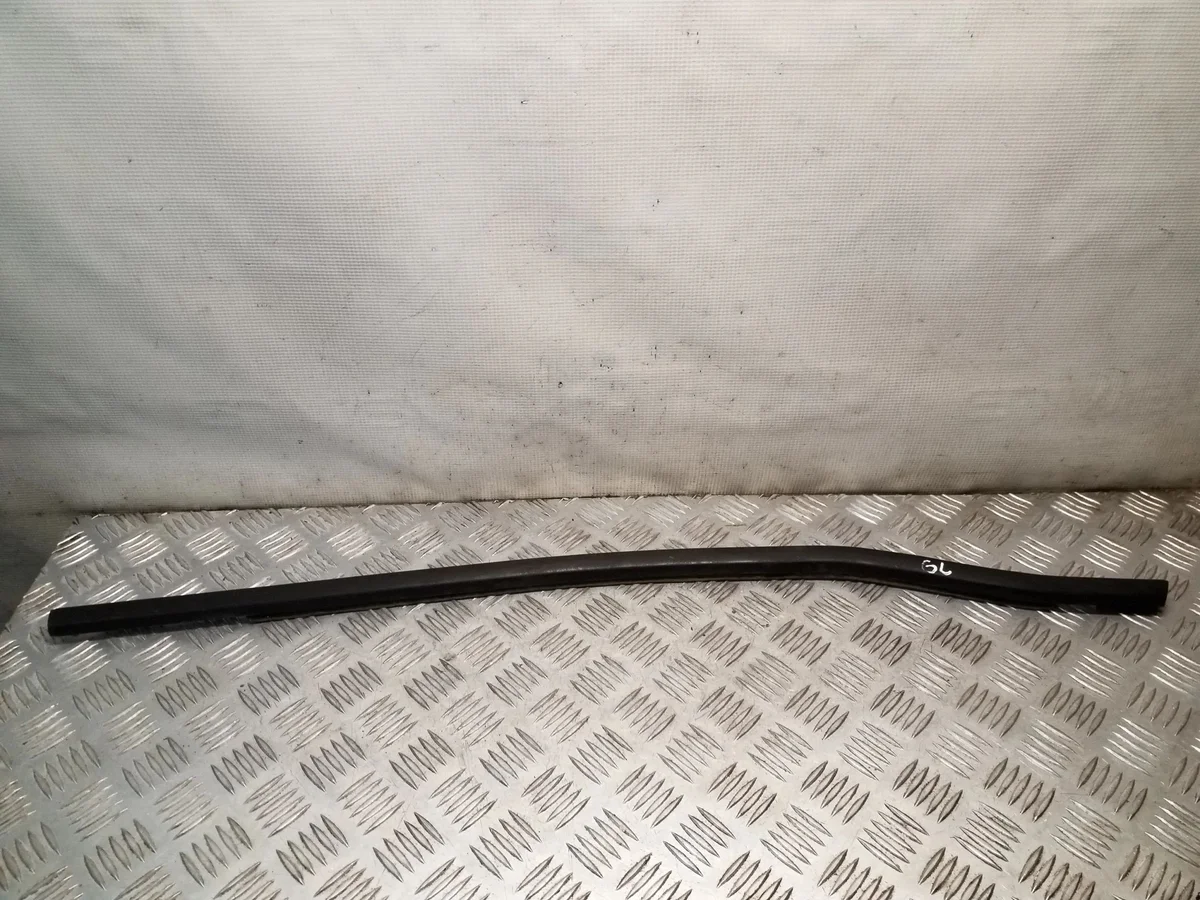 Opel Meriva B koristelista takalasille vasen VAI55594