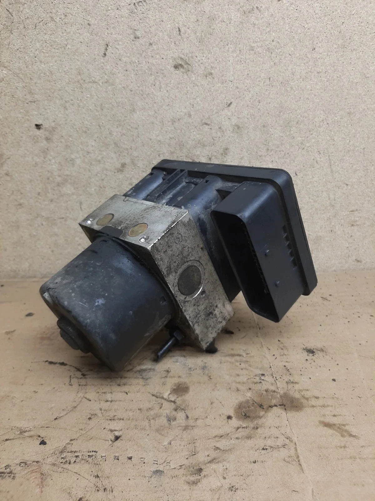 Pompe ABS 1C0907379L VW Golf IV Seat Leon 7122147
