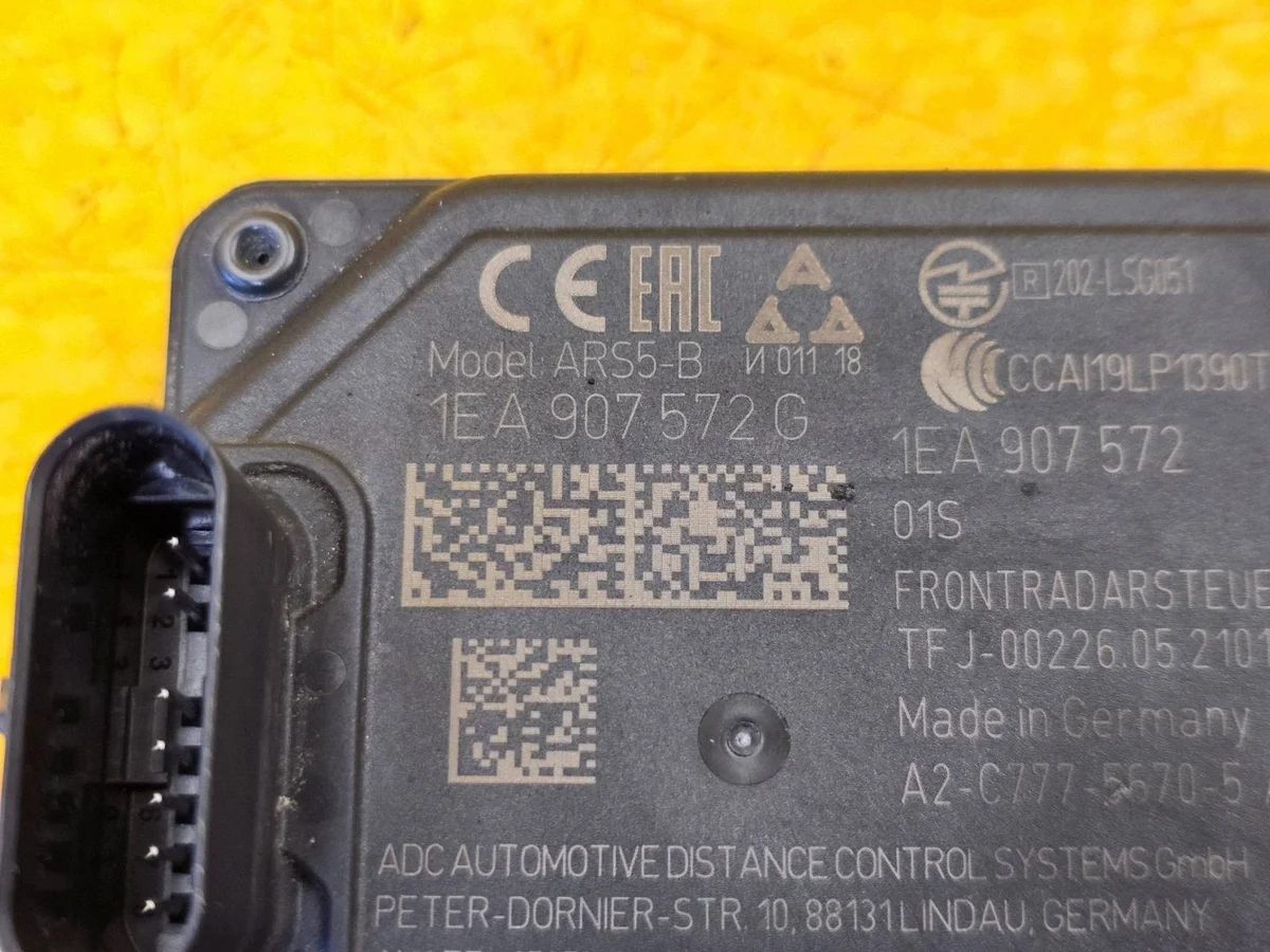 Skoda Enyaq iV Radarsensor Distronic 1EA907572G image 7