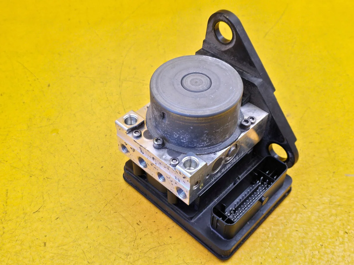 Bomba de Freno ABS VW 1EA614517AA