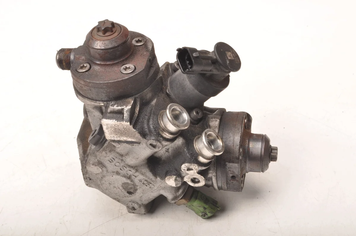 Polttoainepumppu Volvo XC60, S80, V70 31372081 image 4
