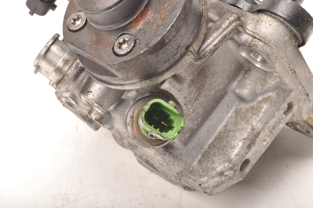 Polttoainepumppu Volvo XC60, S80, V70 31372081 image 5