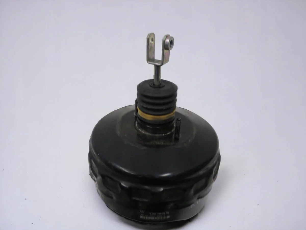 Jarrujen tyhjiötehostin Mercedes-Benz A2044302233