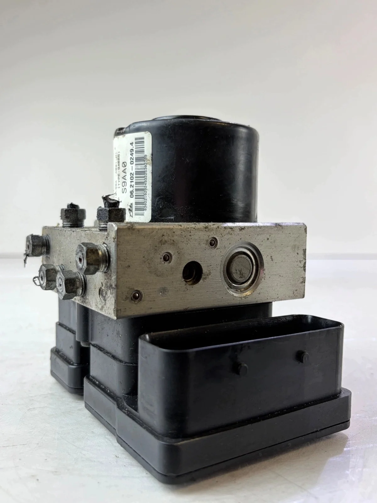 Pompe ABS Honda CR-V II 57110-S9A-A021-M1