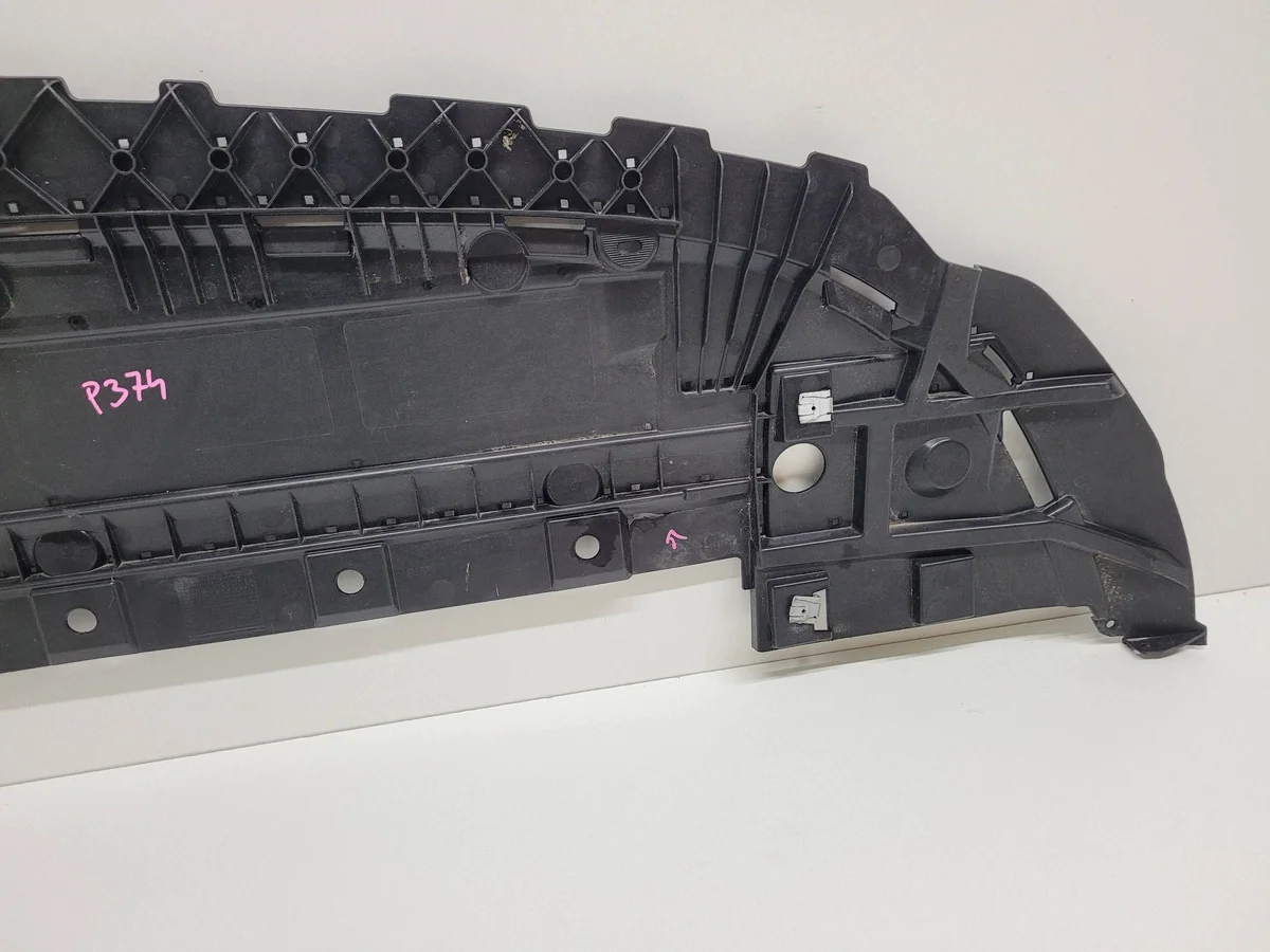 Abdeckung Unterboden vorne Mercedes A-Klasse 177 AMG A1778858205 image 10