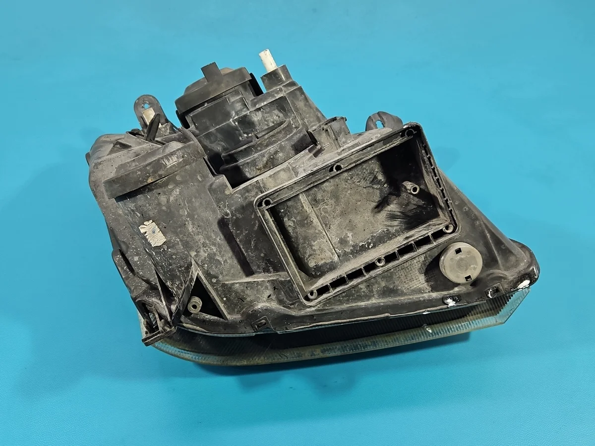 Scheinwerfer links Opel Meriva A 93321052 image 5