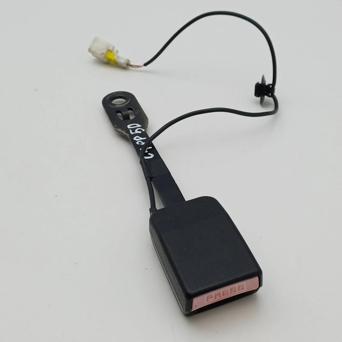 Bältesfäste höger fram Citroen C4 I DRC129933