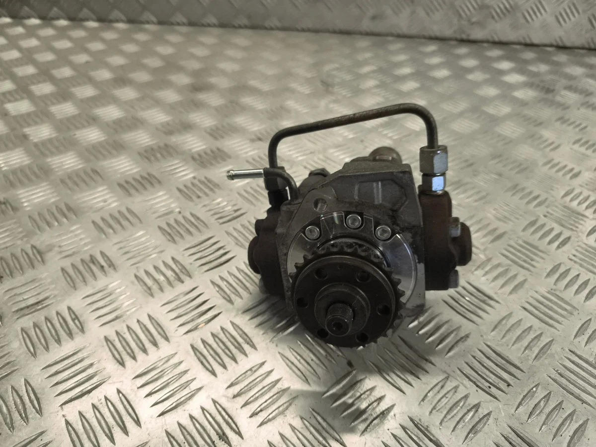Injection Pump Subaru Outback 2940002220
