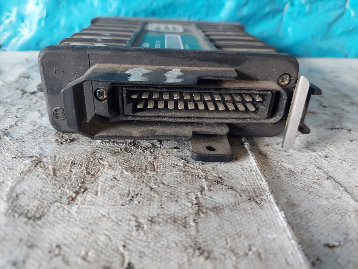 Fiat Uno moottorin ohjausyksikkö 0280000710 image 4