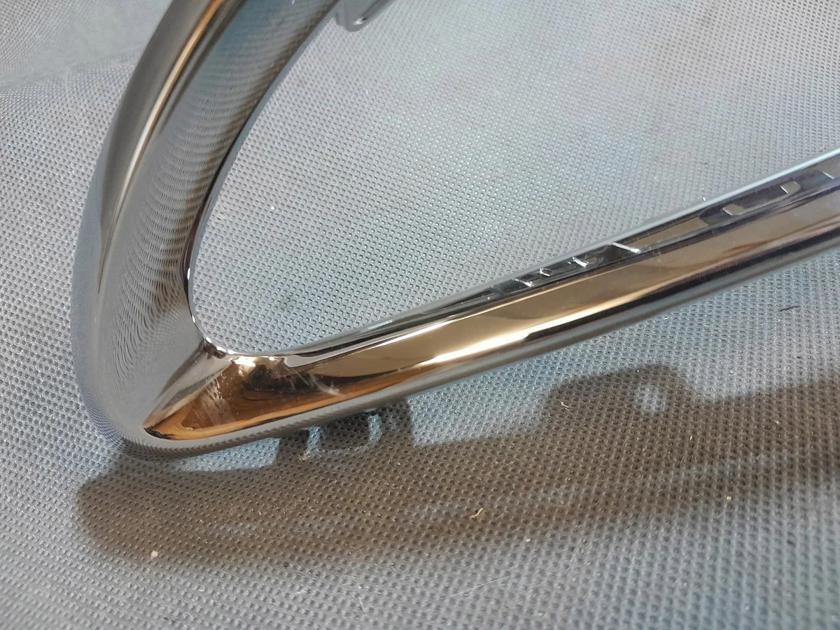 Zierleiste Stoßfänger hinten Mercedes C-Klasse W206 A2068854900 image 3