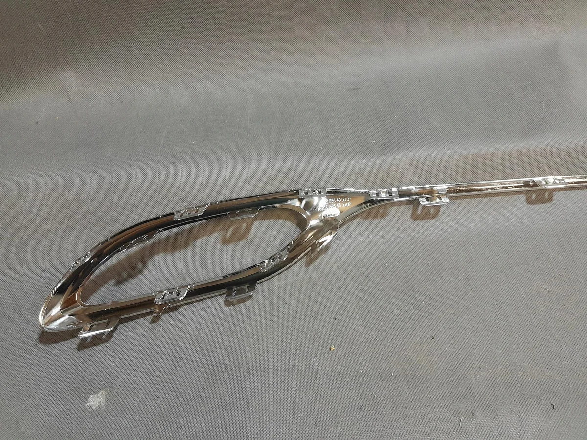 Zierleiste Stoßfänger hinten Mercedes C-Klasse W206 A2068854900 image 10