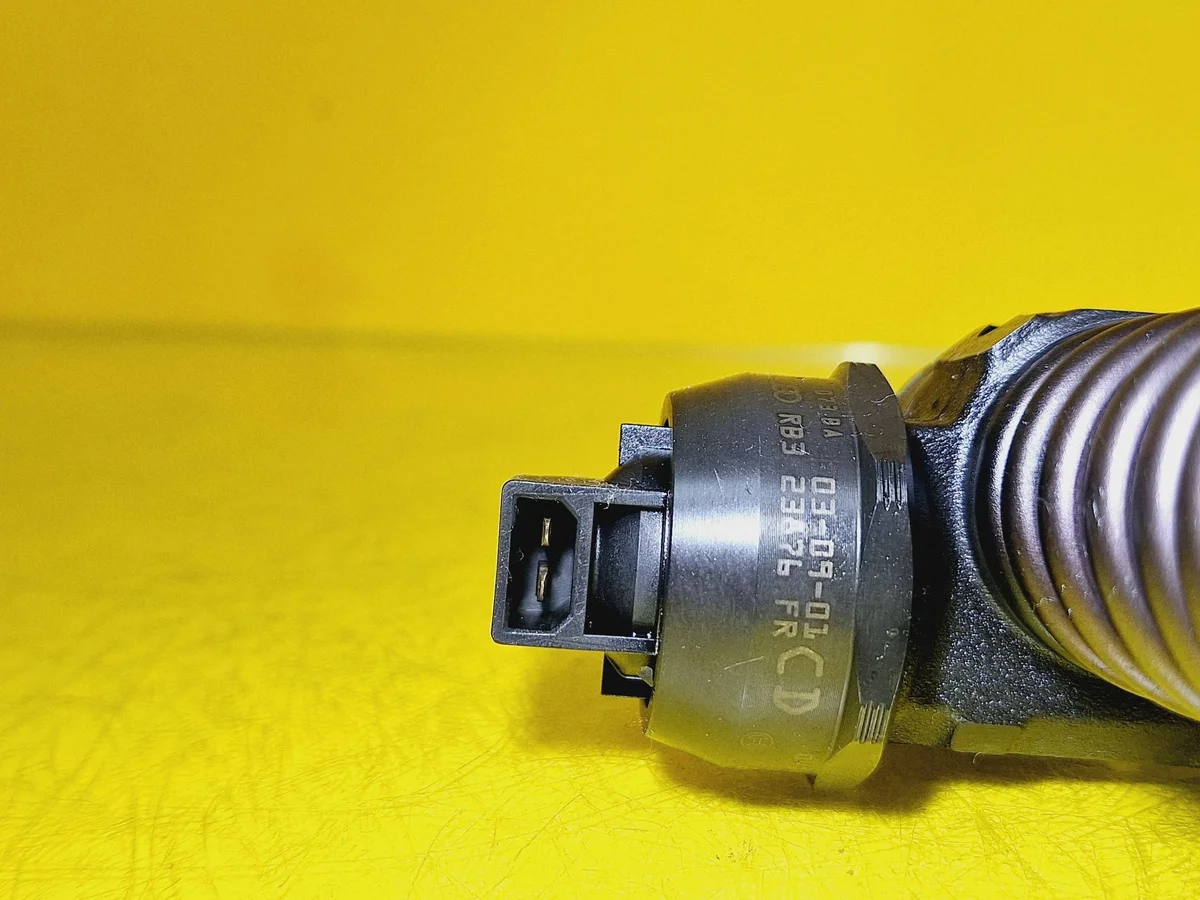 Einspritzdüse Audi A4 B6 1.9 TDI AVF DRC129940 image 6