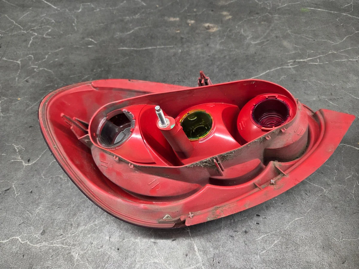 Rückleuchte links Toyota Aygo 81560-0H020 image 7
