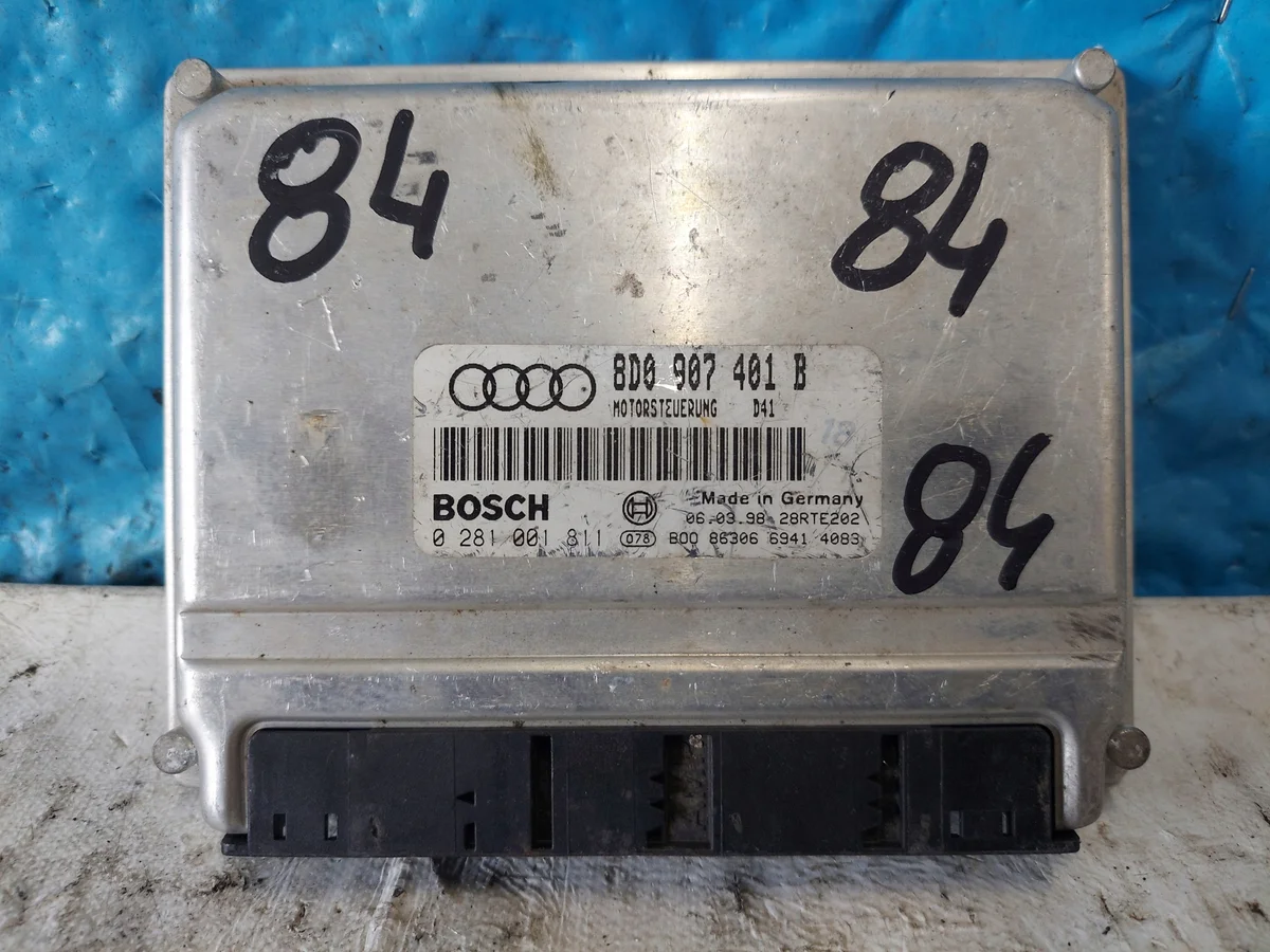 Centralina motore Audi A4 S4 B5 8D0907401B