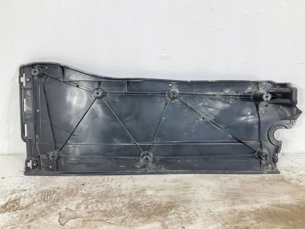 Audi Q3 F3 Cache latéral 5QF825202H