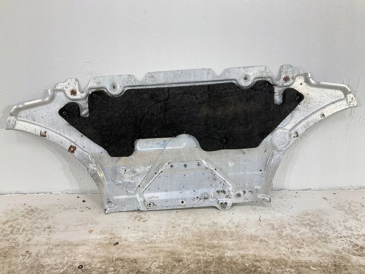 Cache sous moteur Audi A5 8F0863821M image 3
