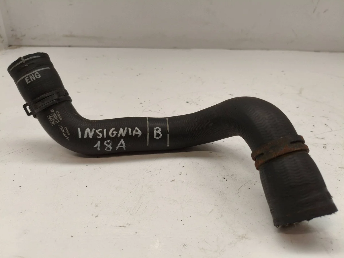Tuyau d'eau Opel Insignia B 39087125
