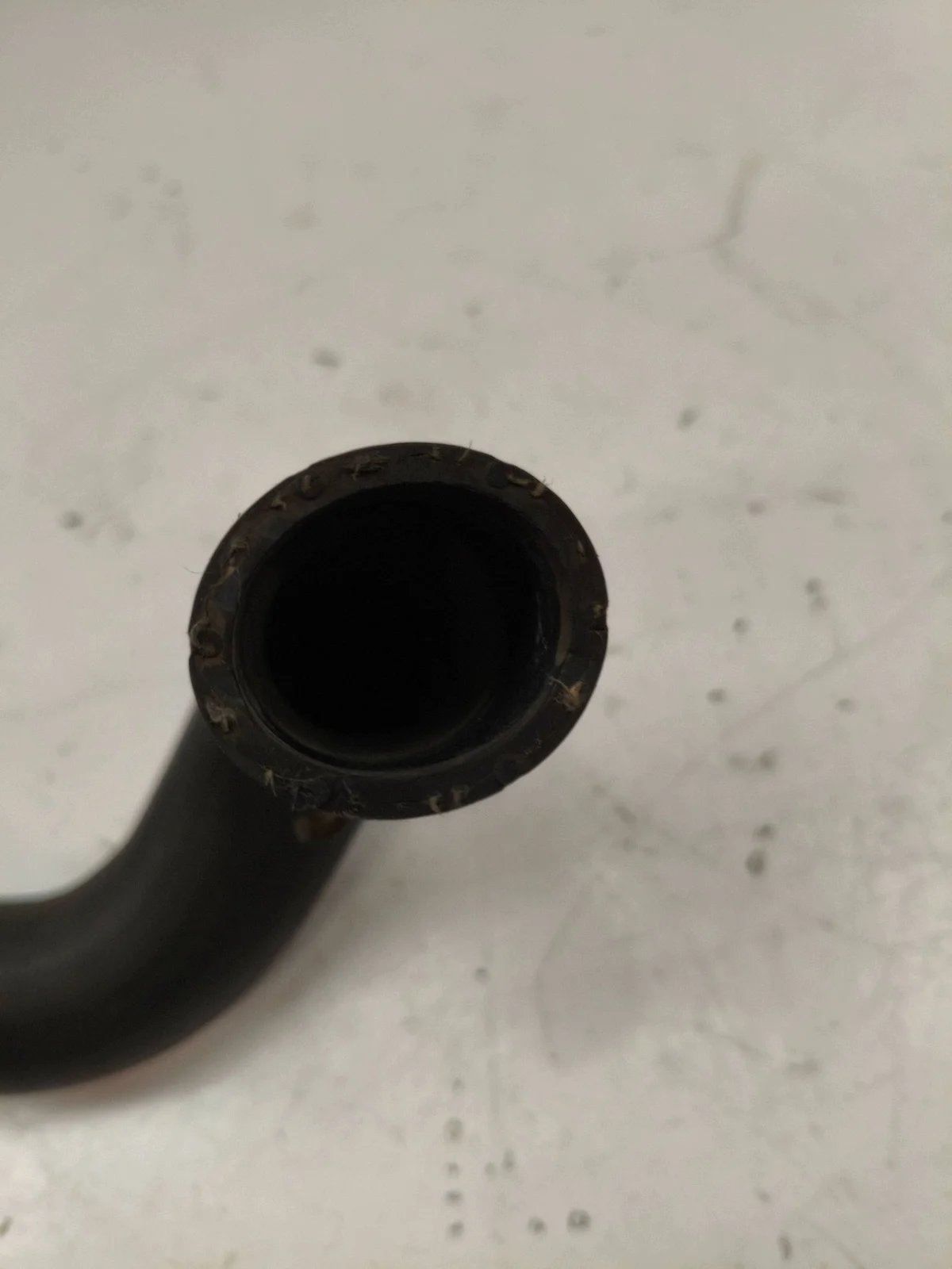Kühler Wasserschlauch Opel Insignia B 39087125 image 7