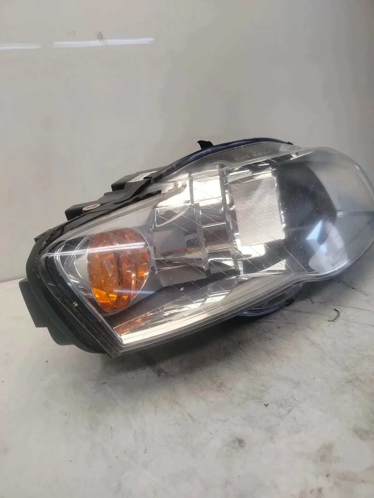 Phare Droit Audi A4 B7 2004-2008 46R22 image 4
