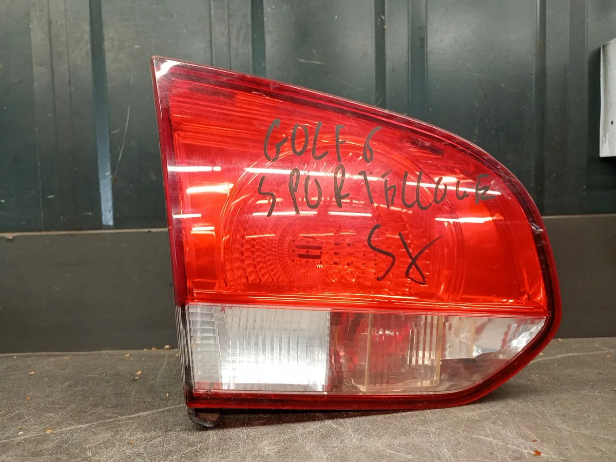 Feu coffre gauche Volkswagen Golf VI 5K0945107