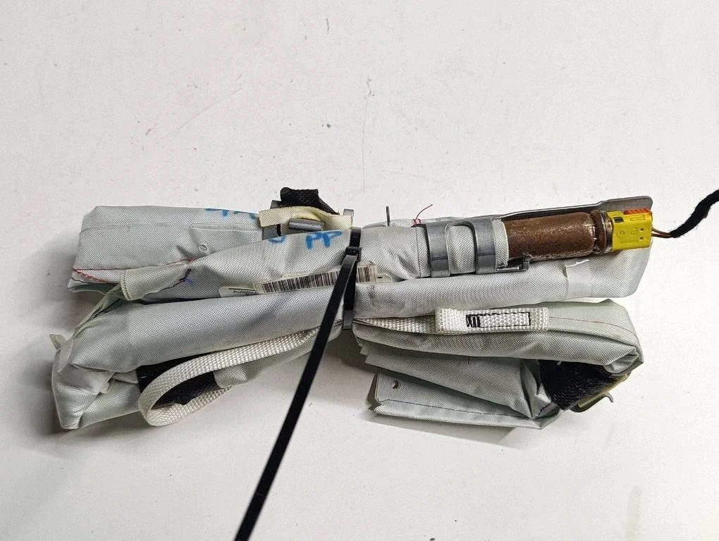 Peugeot 2008 I airbag-verho oikea 98040922804A