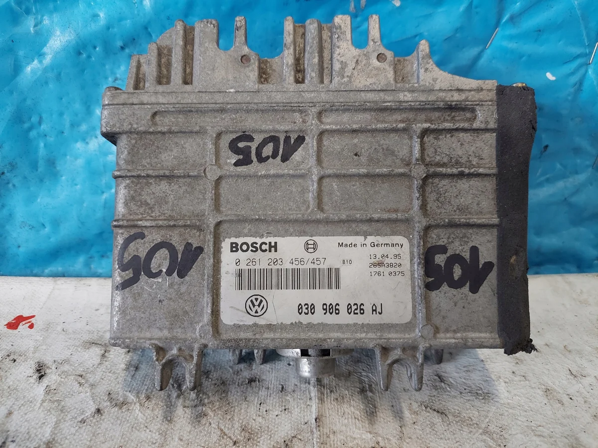 Centralina Motore VW Polo 030906026AJ ESI801-MAGAZYN-VW