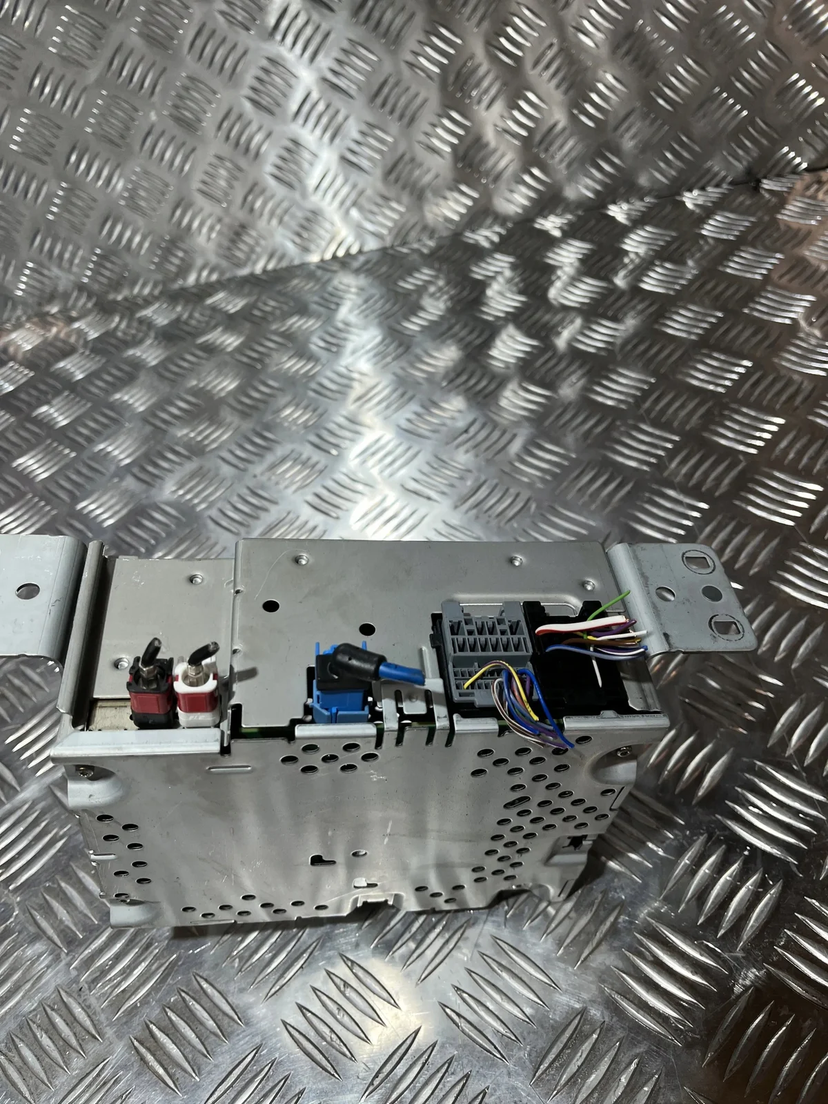 Radio Navigation Ford Kuga Mk3 PV4T-18D890-ZR image 3