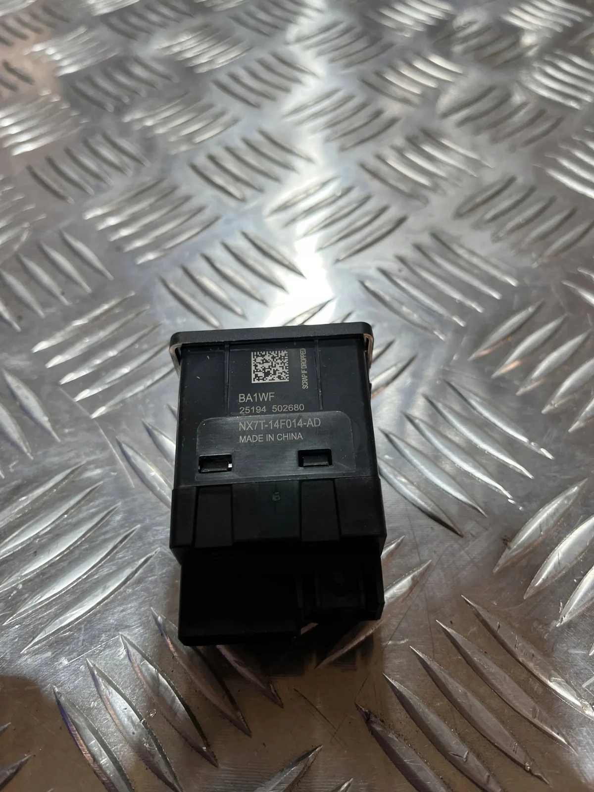 Ford Kuga MK3 USB Socket NX7T-14F014-AD