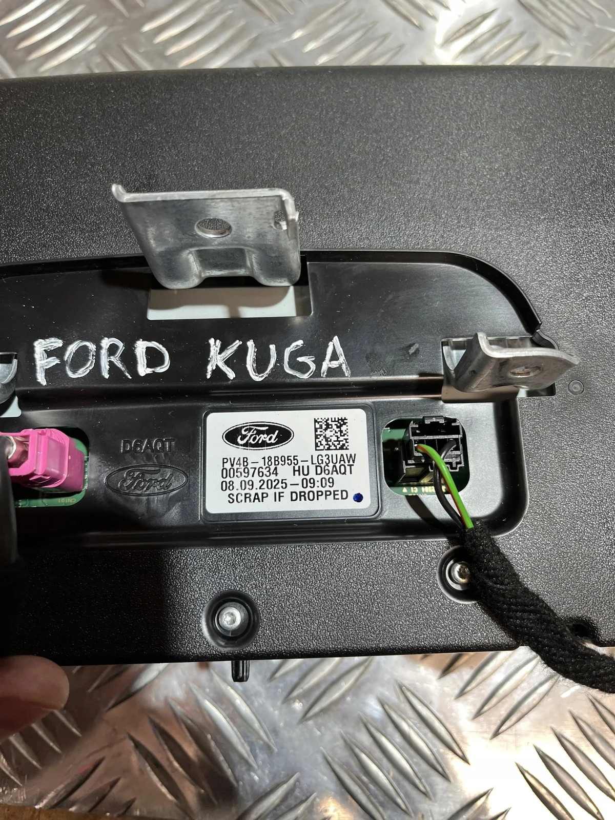 Display Radio Navigation Ford Kuga Mk3 PV4B-18B955-LG3UAW image 3