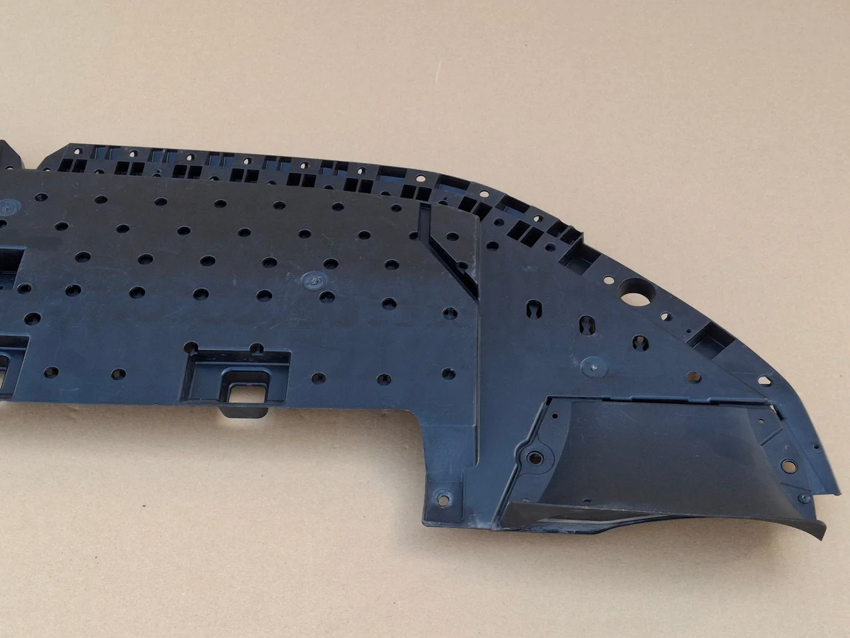 Peugeot 2008 II Cache sous pare-chocs avant 9823206580 image 4