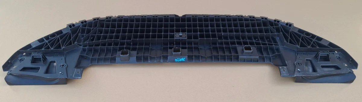 Peugeot 2008 II Cache sous pare-chocs avant 9823206580 image 10