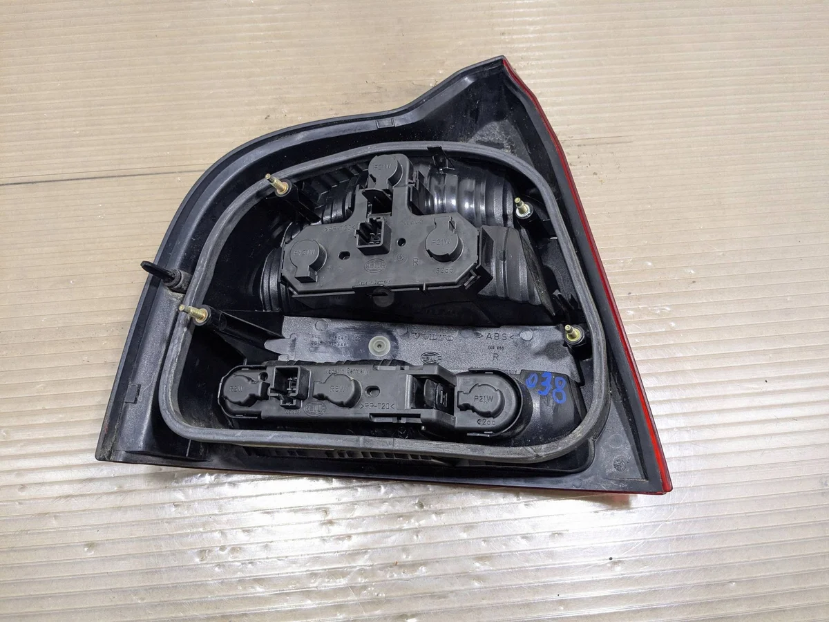 Rear Lamp Volvo S80 9154479