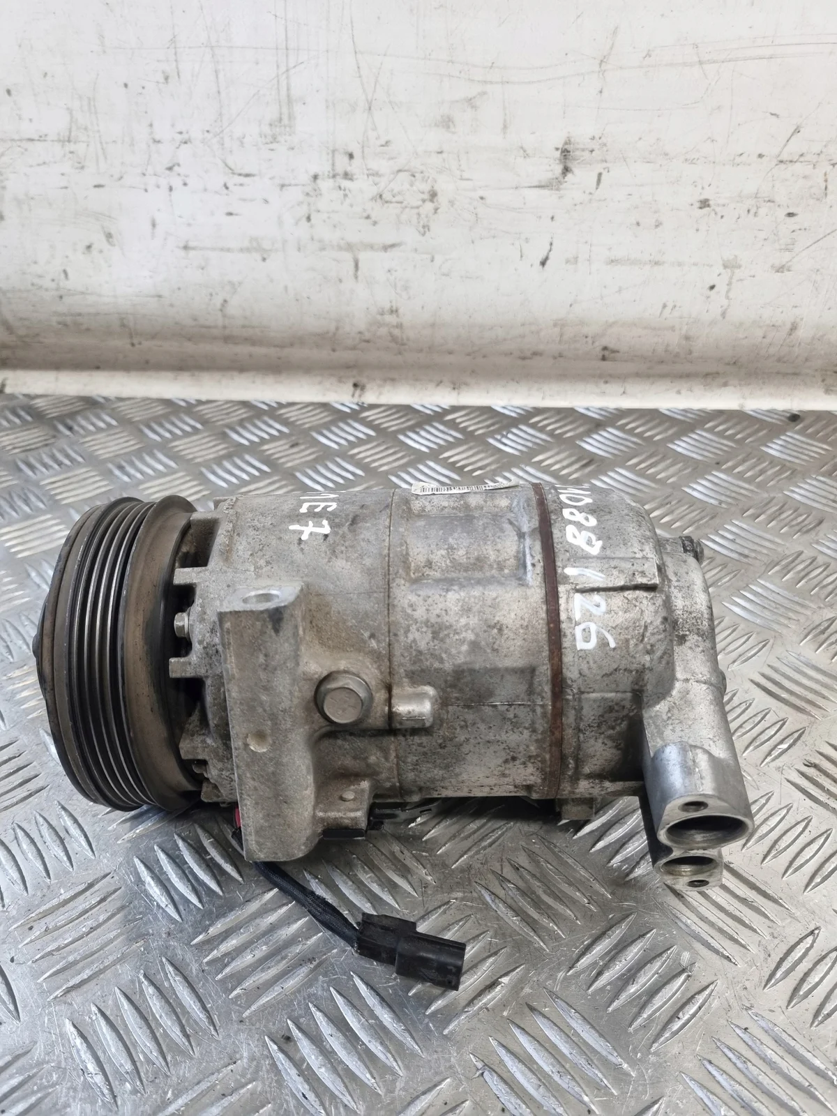 Compresseur clim Dacia Logan II MCV Z0015421C image 5
