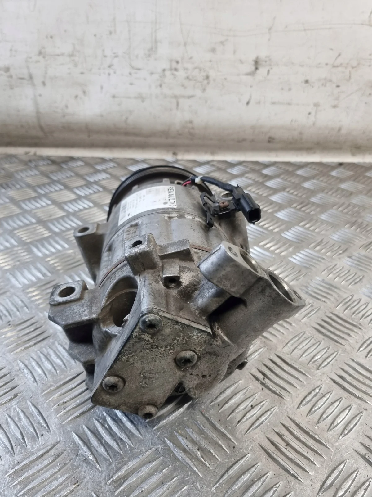 Compresseur clim Dacia Logan II MCV Z0015421C image 10