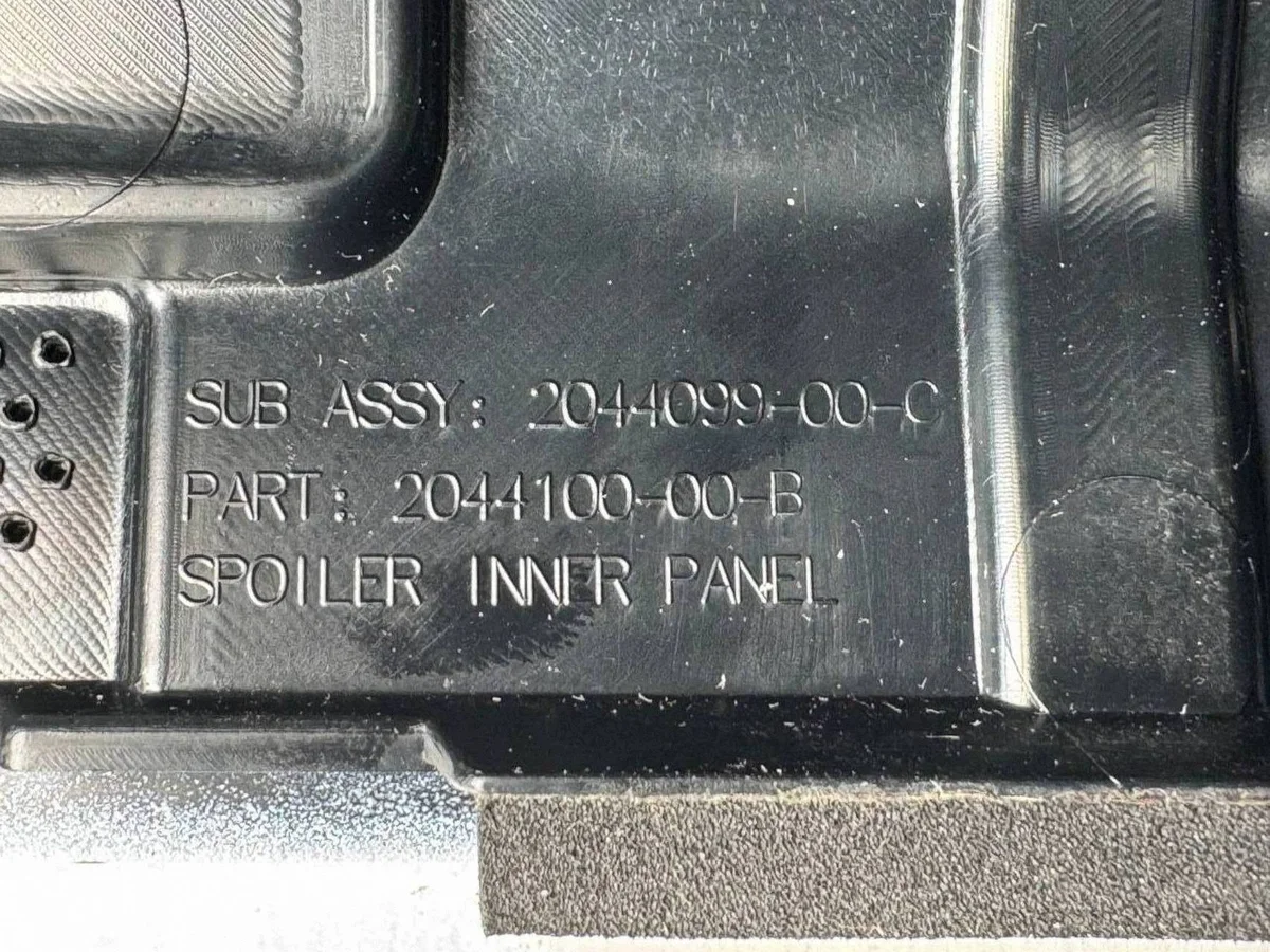 Takaspoileri Tesla Model Y Juniper 204409900C image 8