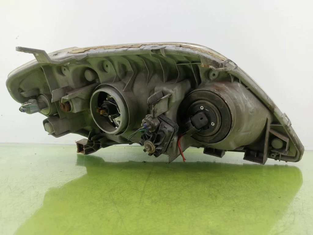 Phare avant gauche Toyota Corolla E12 123470 image 4