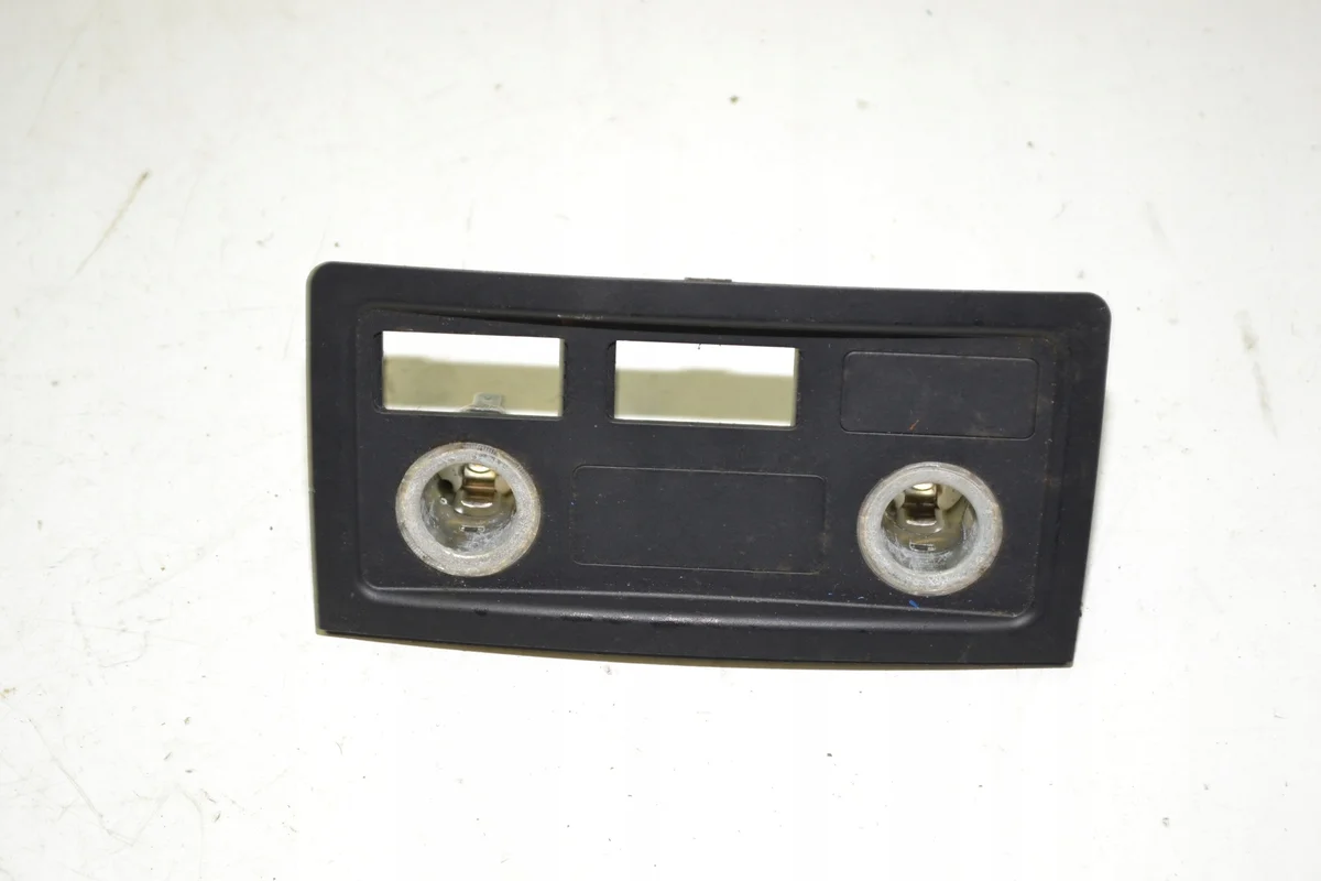Cache prise allume-cigare BMW E60 E61 9117364