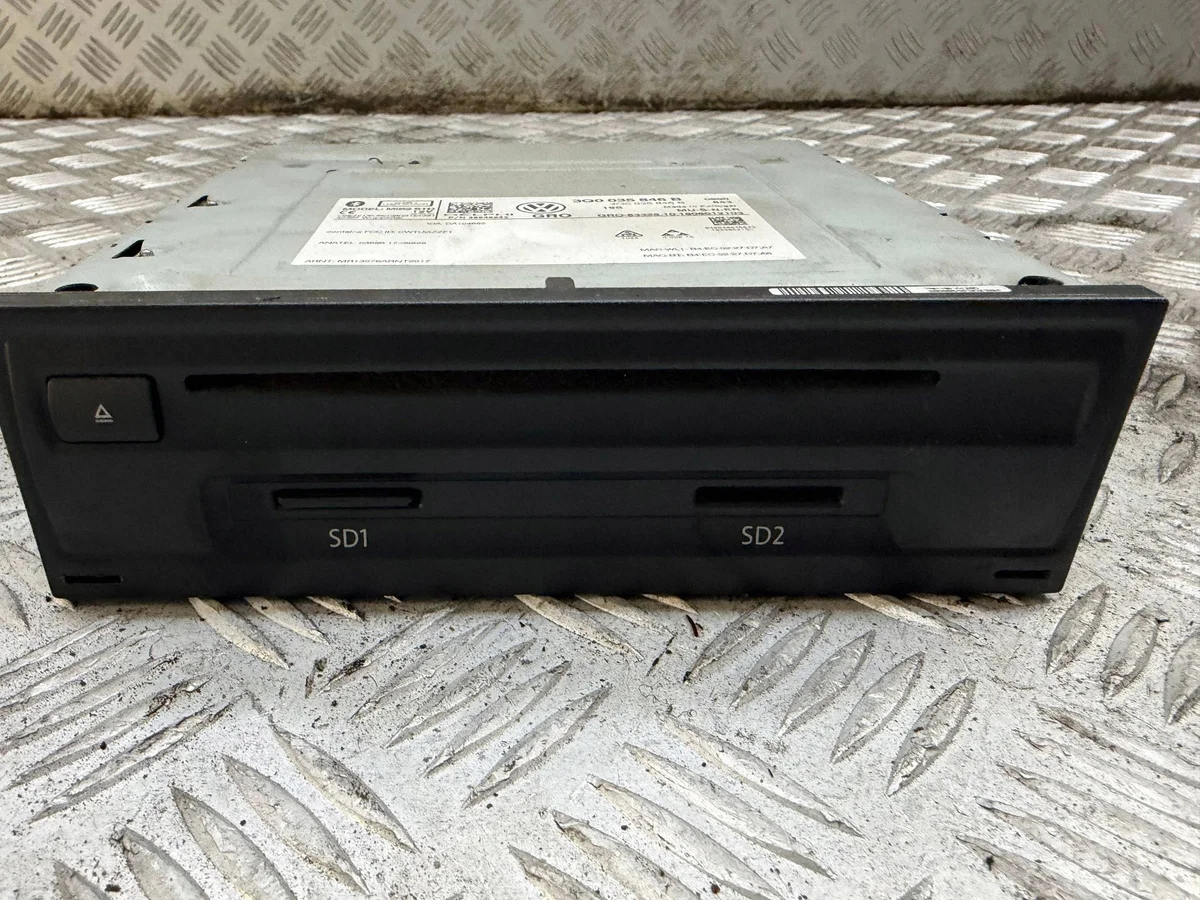 Radio-Modul mit CD-Player Volkswagen Crafter II 3Q0035846B