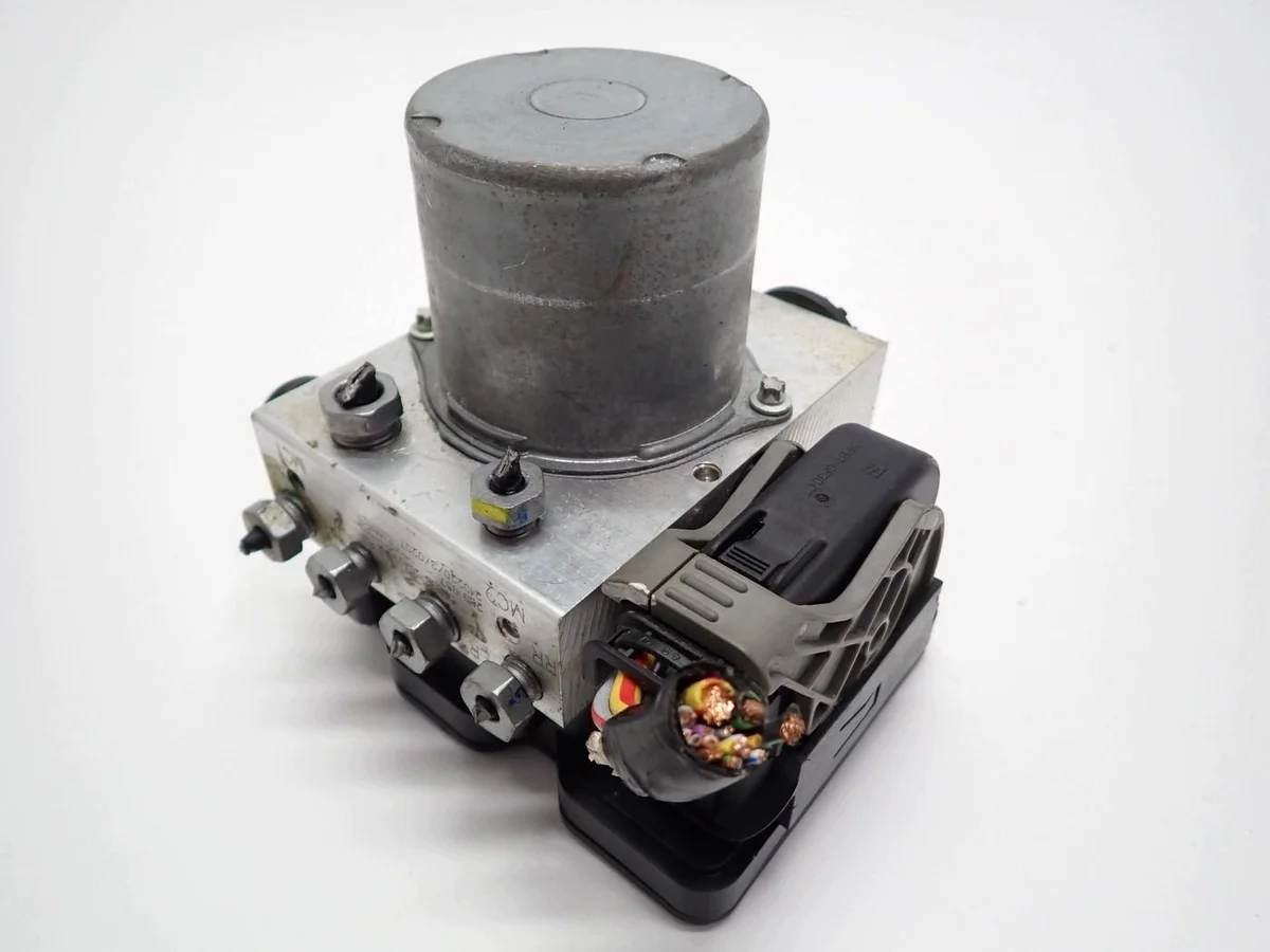 Bomba ABS Ford Ranger HB3C-2C405-AA