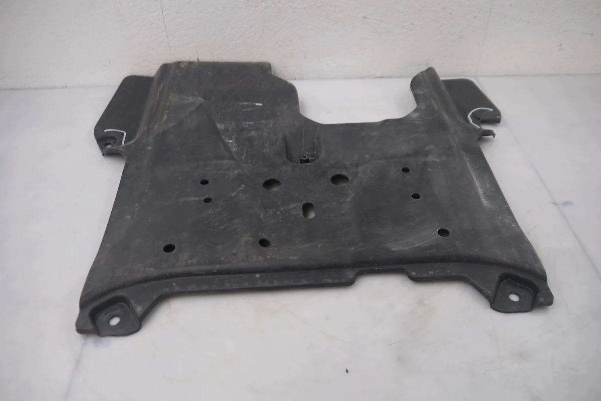 Cache sous moteur Kia Sportage V NQ5 62407-R2000 image 7