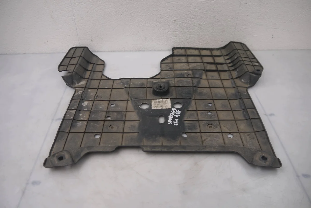 Cache sous moteur Kia Sportage V NQ5 62407-R2000 image 10