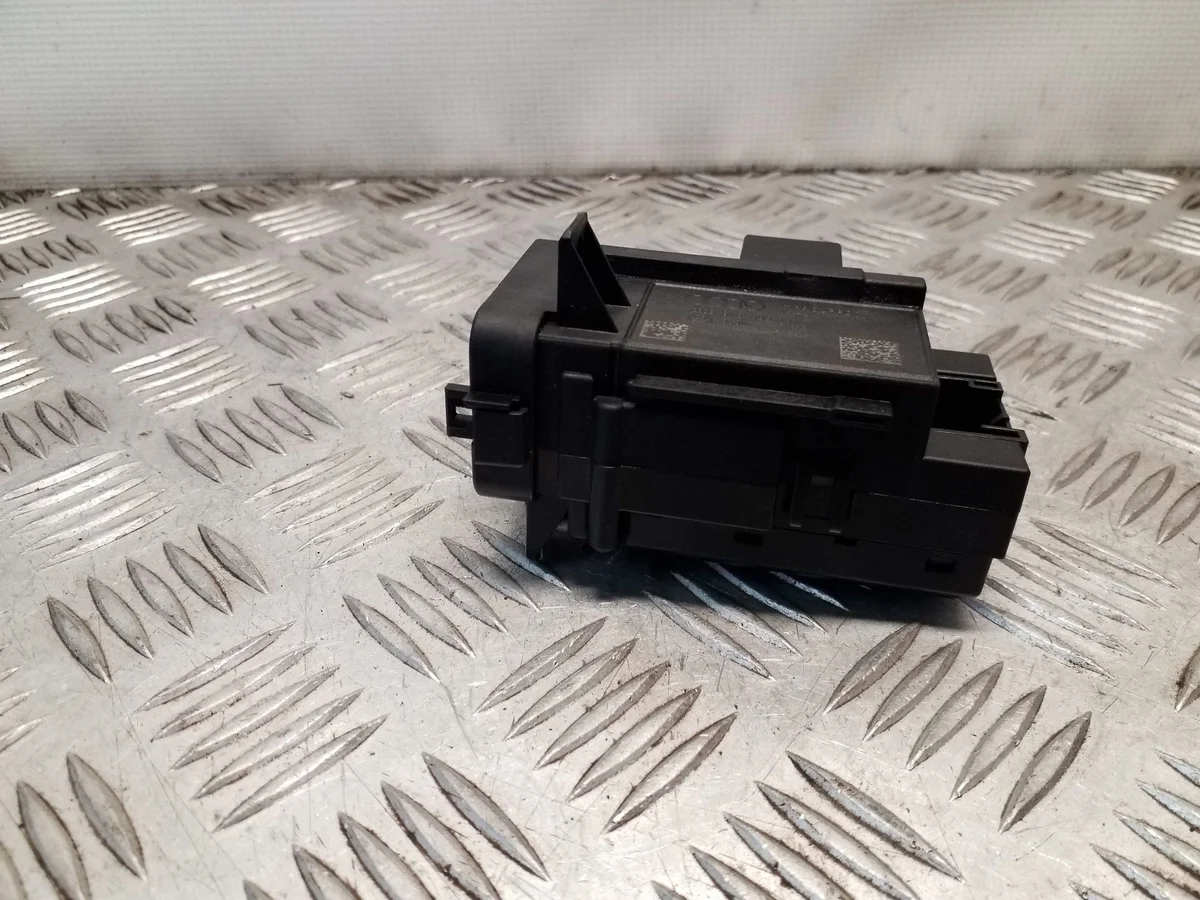Blocchetto Accensione Audi A5 Sportback 8K0909131D image 2