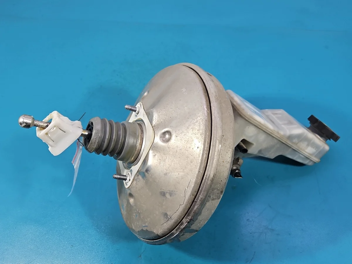 Bromsservo Opel Insignia B 0204823253
