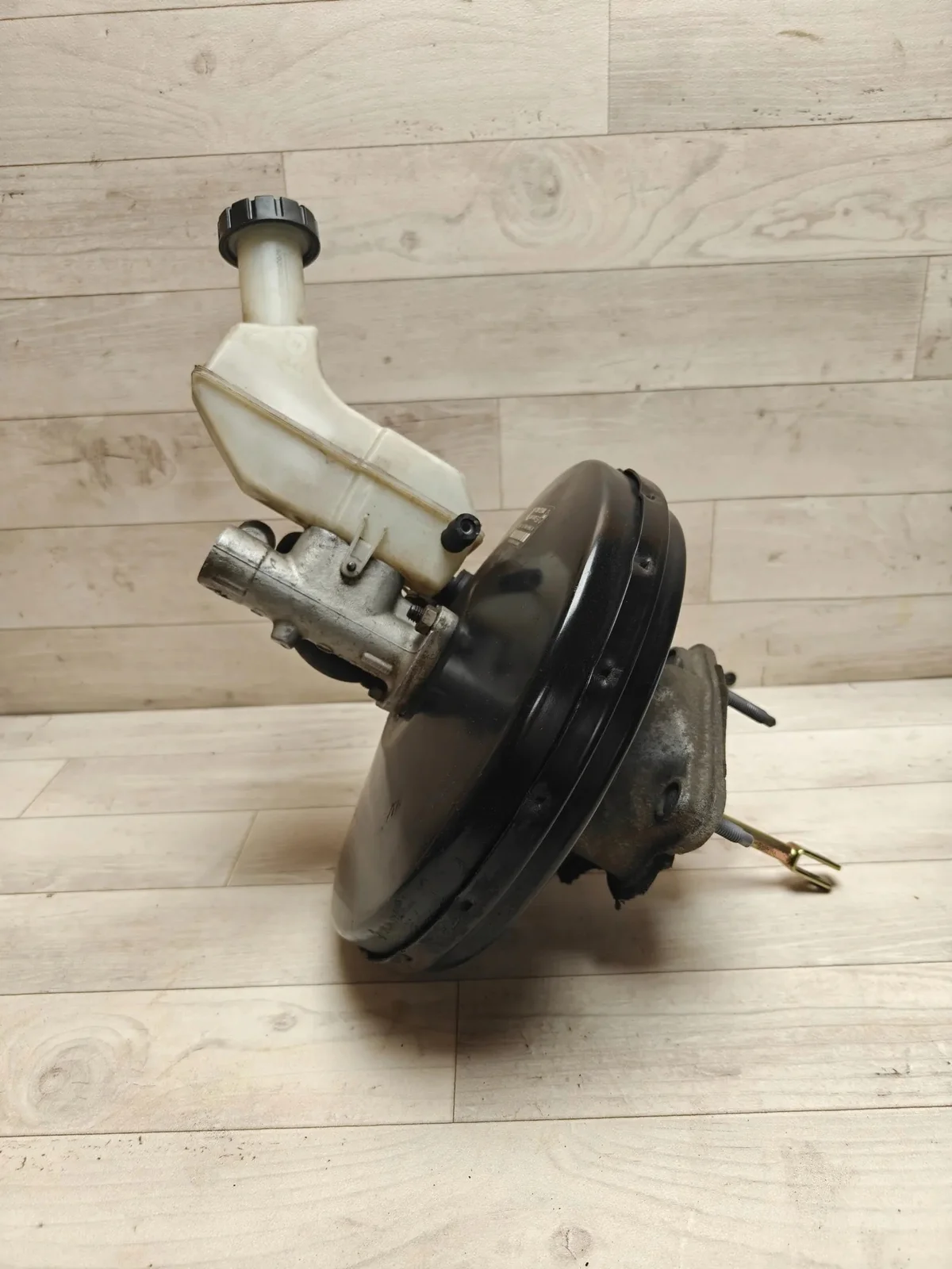 Servo Freio Nissan 8200123844