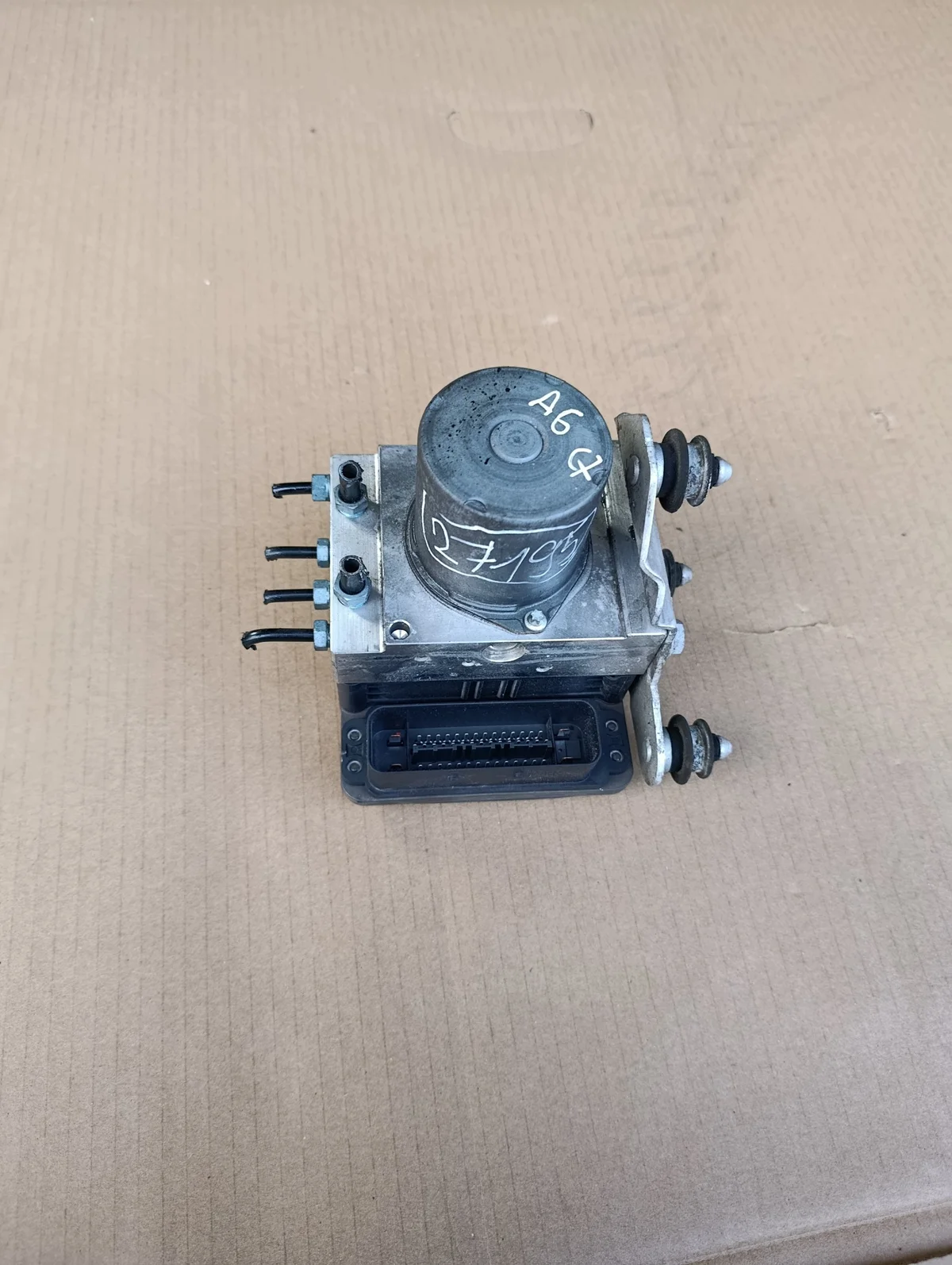 Audi A6 C7 ABS pomp 4G0614517P