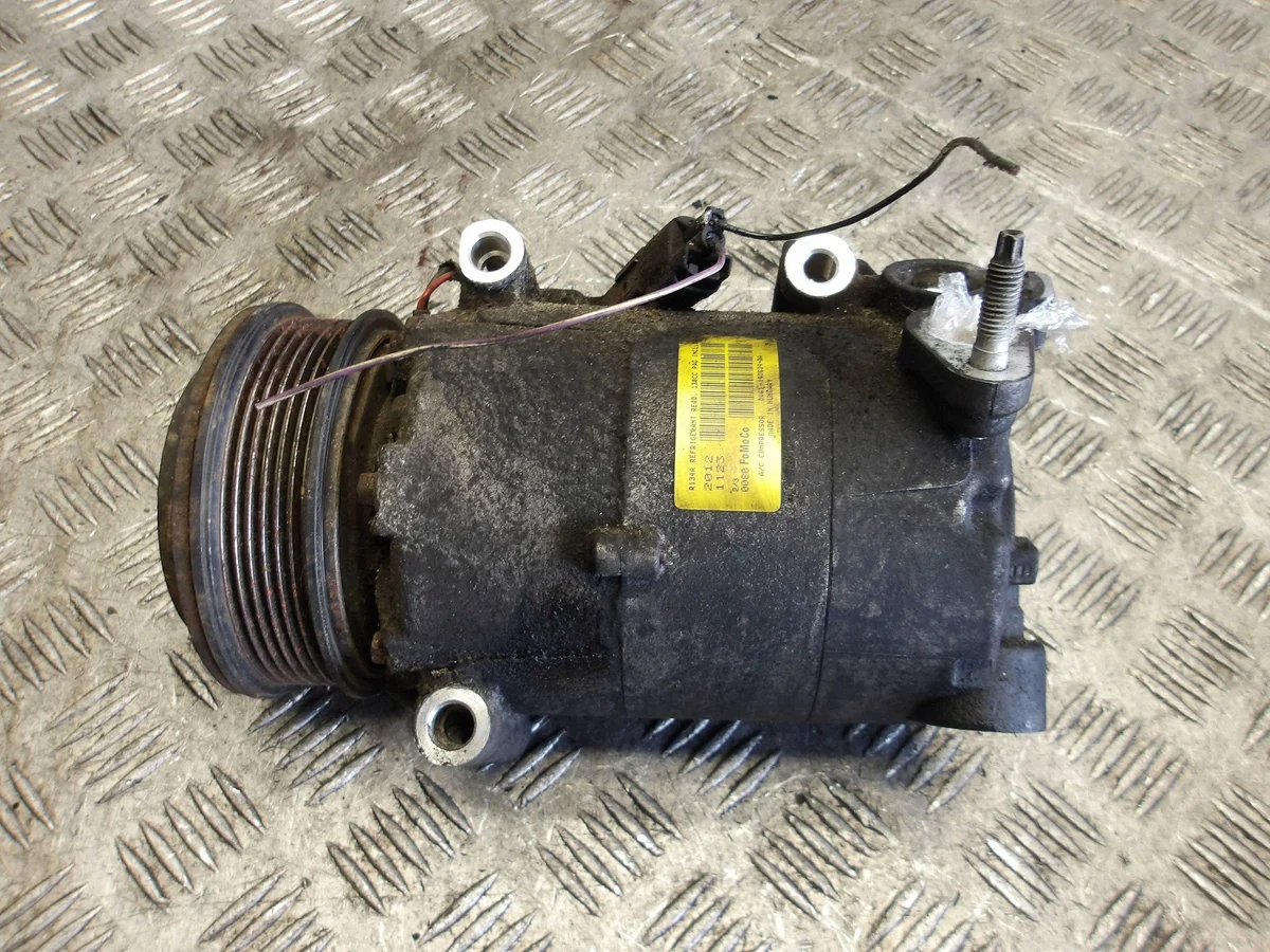 Ilmastoinnin kompressori Ford DV6119D629DA