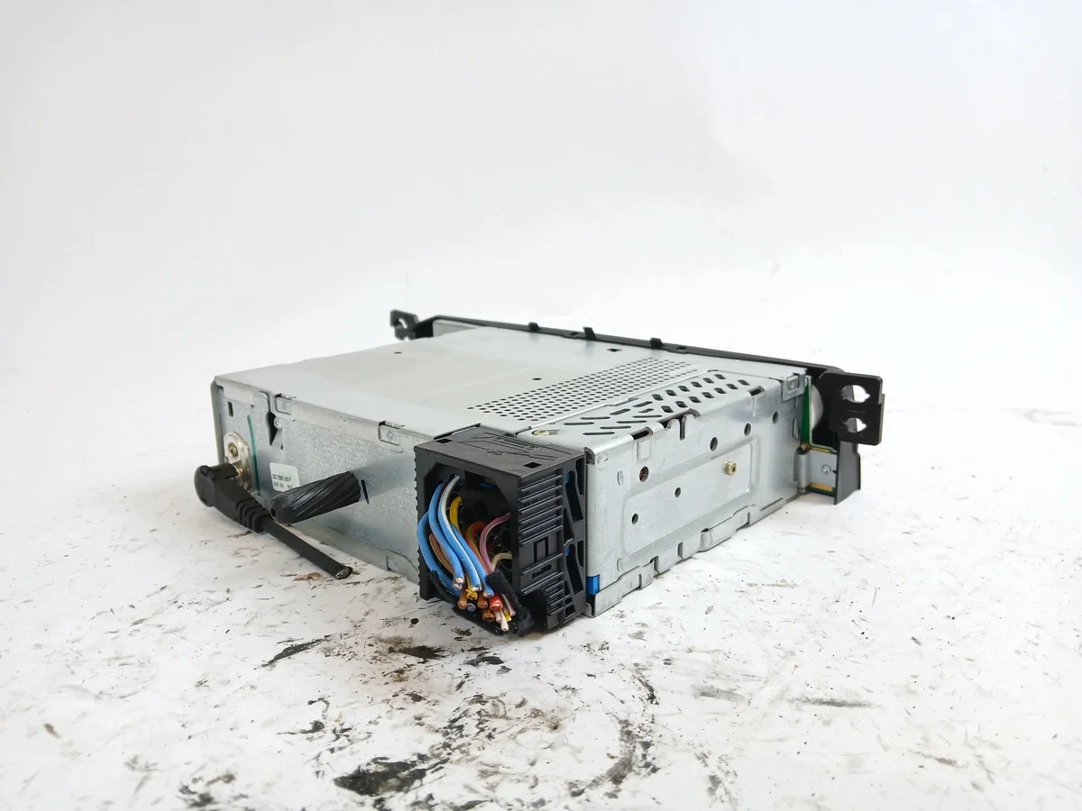 Radio BMW E46 Kassettenradio 6902657 image 4