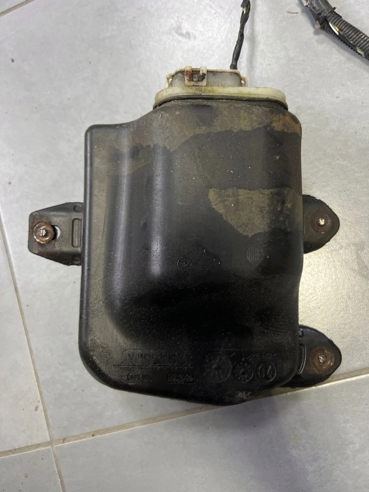 Depósito DPF Ford C-MAX 2.0 TDCI 3M51-9C103-AG