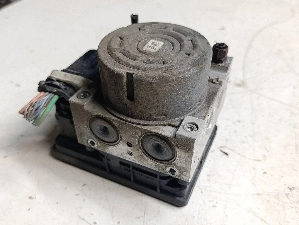 Pompe ABS Peugeot 2008 I 1.6 eHDi 285152270834A