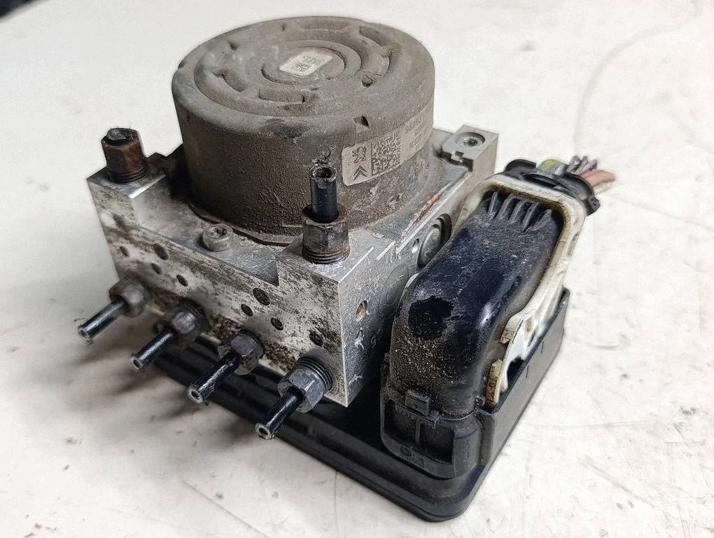 Peugeot 2008 ABS-pump 285152270834A image 3